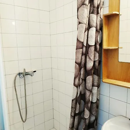 Chez Leslie Et Vincent : Climatises Avec Parking Privatif 페르피냥