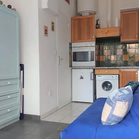 Chez Leslie Et Vincent : Climatises Avec Parking Privatif