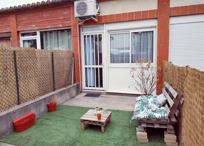 Chez Leslie Et Vincent : Climatisés Avec Parking Privatif Appartement *
